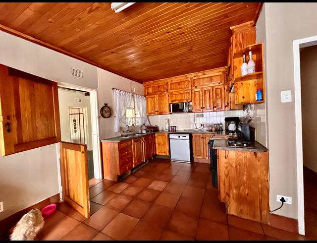 3 BEDROOM HOUSE FOR SALE IN ROTHDENE